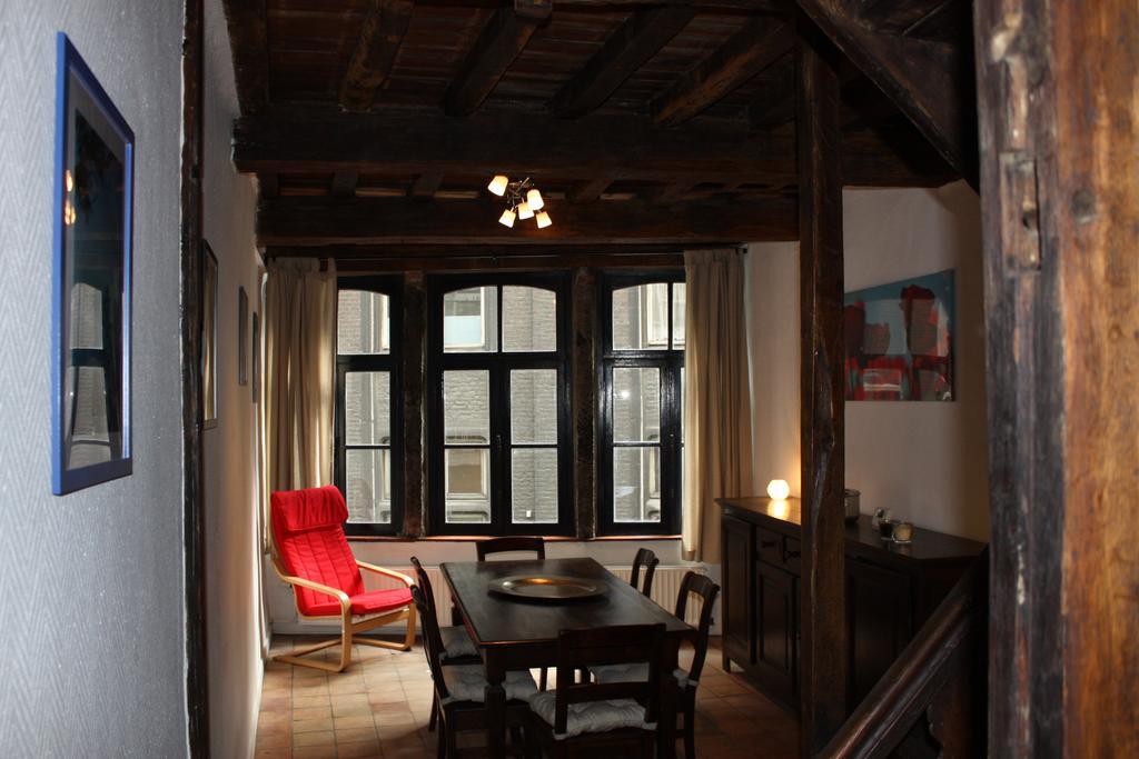Le Chat Maudit De Maryse Villa Liege Exterior photo